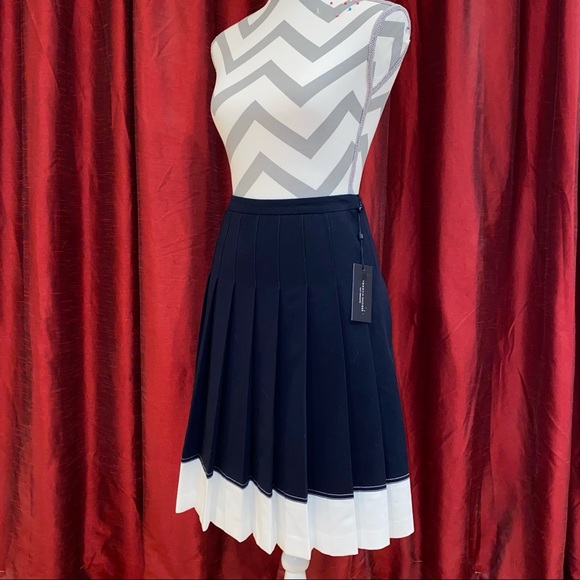 SOLD Tommy Hilfiger Pleated Colorblocked Skirt - Picture 4 of 4